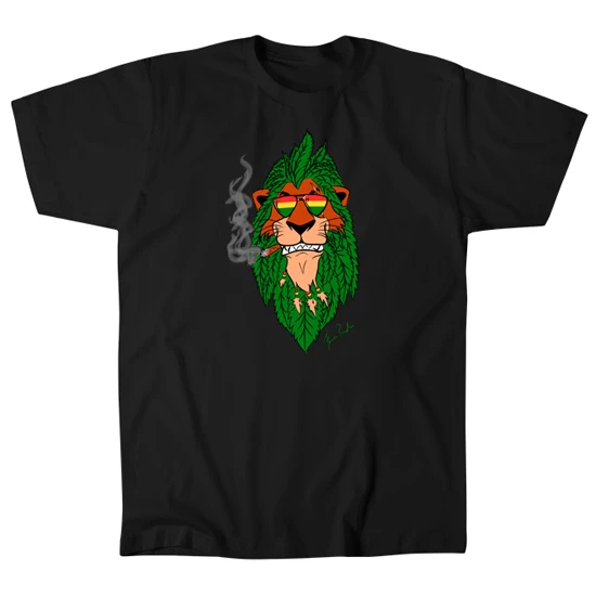 The Lion Smo King Mens T-Shirt